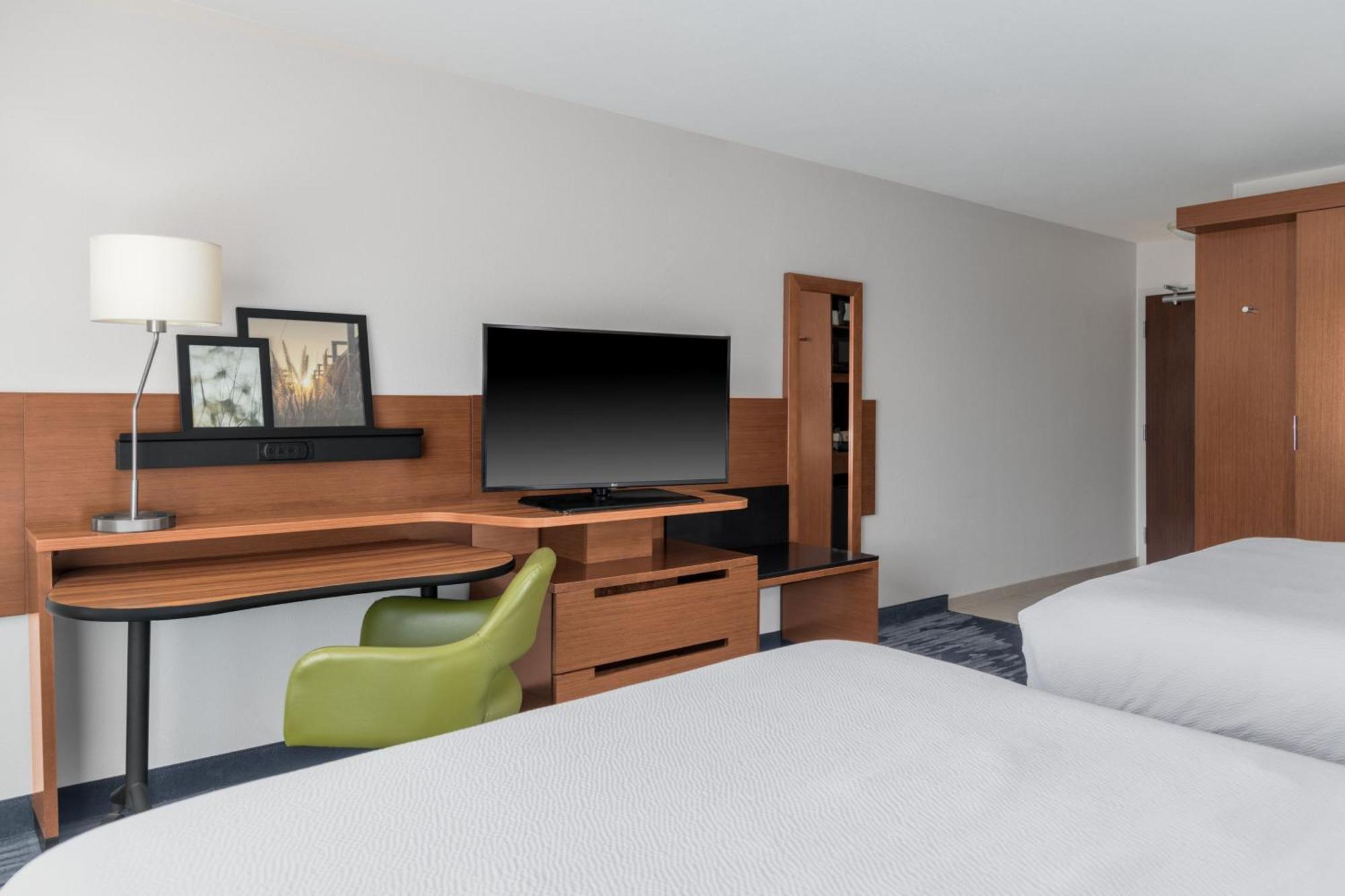 Fairfield Inn & Suites By Marriott Мартінсбург Екстер'єр фото